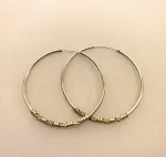 , hoops, lette, store, kæmpe hoops, giga store, stacking, statement, smykker, statement øreringe, chunky, specielle, oxyderede, oxiderede, mørkt sølv, mønster, mønstrede, runde øreringe, runde ringe, ægte sølv, sterling sølv, ren sølv, ægte, billige, holdbare, boho, bali, hippie, hippe, cool, seje, hipster, Biti, moderne, nyheder, nyhed, nye, Maanesten, Stine A, unikke, unika, unik, stil, stilede, stilige, festlige, Biti, Ribe,Ø 50 mm Creoler sølv med 4 x S-Mønster og Snoning ,