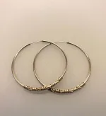 , hoops, lette, store, kæmpe hoops, giga store, stacking, statement, smykker, statement øreringe, chunky, specielle, oxyderede, oxiderede, mørkt sølv, mønster, mønstrede, runde øreringe, runde ringe, ægte sølv, sterling sølv, ren sølv, ægte, billige, holdbare, boho, bali, hippie, hippe, cool, seje, hipster, Biti, moderne, nyheder, nyhed, nye, Maanesten, Stine A, unikke, unika, unik, stil, stilede, stilige, festlige, Biti, Ribe,Ø 50 mm Creoler sølv med 4 x S-Mønster og Snoning ,