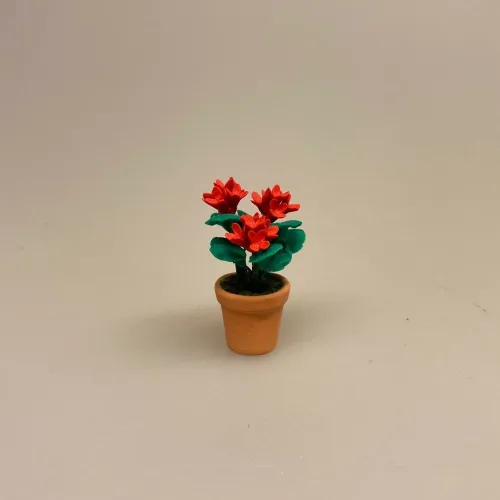 Miniature Potte med Røde blomster, cyklamen, juleblomst, blomst, urtepotte, Miniature Potte med Lyseblå blomster, Miniature Potte med Gule blomster, for glem mig ej, smørblomster, marguritter, margeritter, have, havearbejd, planteskole, miniaturer, dukkehus, ting til, dukkehus, dukketing, dukkehusting, nisser, nissetilbehør, nissedør, små, sættekasse, sætterkasse, sættekasseting, amagerhylde, små blomster, mini, biti, ribe,havearkitekt, landskabsarkitekt,