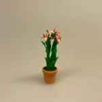 Miniature Potte med rosa Iris, Miniature Potte med orange Iris, blomst,, påske, påskeblomster, mini, urtepotte, lerpotte, blomsterpotte, dukkehus, dukkehusting, dukkehustilbehør, 1:12, skala, mini, miniature, miniatyre, miniaturer, sættekasse, sætterkasse, sangskjuler, symbolsk, gavekort, planteskole, haven, have entusiast, havemand, gartner, uddannet, biti, ribe, landskabsarkitekt,