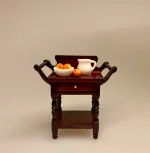 Miniature Tebord i Mahogni, te, testel, minibar, barbord, teatime, afternoon tea, Miniature Sidebord , lille, sidebord, lampebord, træbord, dukkehus, dukkehusmøbler, dukkehusting, dukkehustilbehør, dukkehuset, dukkestue, dukkemøbler, biti, ribe, sangskjuler, symbolsk, gavekort, gaveide, nisser, nissebo, nisserne, nissedør, nissetilbehør, ting til,