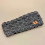 Pandebånd merinould - Princess Jeansblå, Pandebånd merinould - Princess Jeansblå. cowboyblå, denim, gråblå, blå, pandebånd, uldent, uldstrik, stirnband, merinould, håndstrikket, aran, flet, kabelmønster, fletmønster, strik, blødt, varmt, dansk design, biti, ribe,