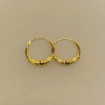 Creoler - Ø 14 mm øreringe forgyldt sølv med kugle og S-mønster, julegave, gaveide, øreringe, ørenringe, hoops, runde ringe, guldøreringe, runde ringe, guld hoops, gyldne, guldbelagte, forgyldte, sterling, sølv, ægte, billige, flotte, moderne, maanesten, a hjort, enamel, pico, stine a, susanne friis bjørner, pernille corydon, dansk design, biti, ribe, holdbare