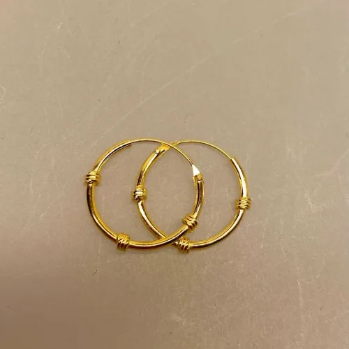 Creoler - Ø 16 mm øreringe forgyldt sølv med 3 glatte snoninger, Creoler - øreringe forgyldt sølv med, julegave, gaveide, øreringe, ørenringe, hoops, runde ringe, guldøreringe, runde ringe, guld hoops, gyldne, guldbelagte, forgyldte, sterling, sølv, ægte, billige, flotte, moderne, maanesten, a hjort, enamel, pico, stine a, susanne friis bjørner, pernille corydon, dansk design, biti, ribe, holdbare