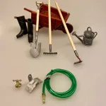 Miniature Haveredskaber zink - Spade Rive & Lugejern, gartner, havearbejde, havemand, grønne fingre, planteskole, Miniature Spade, Miniature Hækkesaks, hækkeklipper, haven, dukkehave, haveredskaber, ting til, dukkehuset, miniature, bonsai, verden, lege, dukketing, dukkehus, dukkehusting, miniature, miniaturer, sættekasse, amagerhylde, nissebo, nissedør, nissehus, biti, ribe, en spade for en spade,Miniature Haveredskaber - Spade Rive & Lugejern, gavekort, planter, miniature, miniaturer, drivhus, nissedør, nissebo, nissetilbehør, nissehus, dukkehus, dukkestue, mini, 1:12, dukkehustilbehør, ting til, tilbehør, biti, ribe