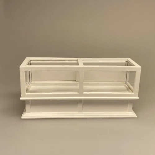 Miniature Lang Disk Hvid. butik, købmand, købmandsbutik, høker, spækhøker, bager, konditori, dukkehusmøbler, dukkehusbutik, miniature, miniaturer, dukkehusting, dukkehustilbehør, ting til, dukkehus, dukkehuset, nisser, nissebo, nissedør, nissehus, dukkebutik, biti, ribe