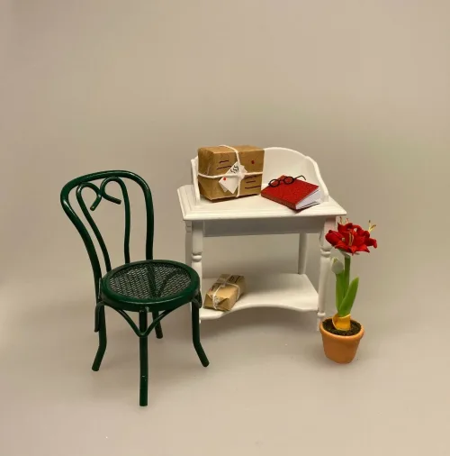 Miniature Postpakke brun stor, postpakke, minipakke, miniaturer, nissebo, nissedør, nisseting, nissehus, nissetilbehør, tilbehør, til, nisser, dukkehuset, dukkehus, dukkehustilbehør, jul, pakke, mini, dukkehusmøbler, dukkestue, kødmand, høker, biti, ribe, 1:12