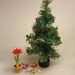 Miniature Topstjerne til juletræ guld, topstjerne, stjerne, toppen af træet, juletræet, mini juletræ, Miniature julepynt æske med julekugler, julepynt, glaskugler, æske, æske med julekugler, æske med glaskugler, glaskugler, dukkehus, dukkehusting, ting til, dukkehuset, miniaturer, nisserne, nissedør, nissebo, nissehus, julepynt, snelandskab, pynt, sætterkasse, sættekasseting, sætterkasseting, nisseting, nissetilbehør, biti, ribe