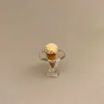 Miniature vaffel med Vaniljeis, Miniature vaffel med Softice, isvaffel, vaffelis, softice, is, dukkehus, dukkehusting, dukkehusmad, legemad, miniature, miniaturer, nissedør, nisseting, nissetilbehør, ting til, tilbehør, nisser, dukkehus, biti, ribe, sætterkasse, sættekasse, sætterkasseting,