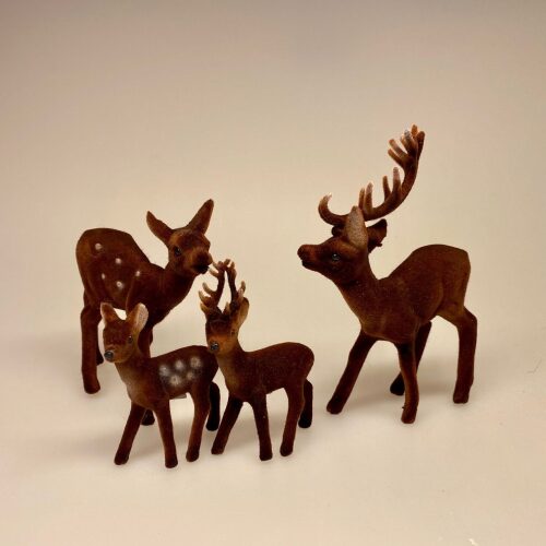 Klassisk Bambi - Brun Velour - Hind, Klassisk Bambi - brun velour - buk, bambi, hjort, rå, då, dådyr, rådyr, stag, hirsh, gammeldags, nostalgisk, biti, ribe, julepynt, dekoration, stilleben,