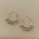 Creoler i sølv Ø 22 mm bøjle med fint mønster, Creoler i sølv Ø 15 mm bøjle med fint mønster, takker, blomster, blade, Creoler i sølv med bøjle med fint mønster, Creol øreringe sølv - bøjle med fint mønster, hoops, loops, runde, øreringe, ringe, ørenringe, bali, boho, hippie, stylish, cool, ægte, sølv, sterling sølv, billige, lave priser, kvalitet, små, specielle, mønster, maanesten