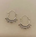 Creoler i sølv Ø 22 mm bøjle med fint mønster, Creoler i sølv Ø 15 mm bøjle med fint mønster, takker, blomster, blade, Creoler i sølv med bøjle med fint mønster, Creol øreringe sølv - bøjle med fint mønster, hoops, loops, runde, øreringe, ringe, ørenringe, bali, boho, hippie, stylish, cool, ægte, sølv, sterling sølv, billige, lave priser, kvalitet, små, specielle, mønster, maanesten