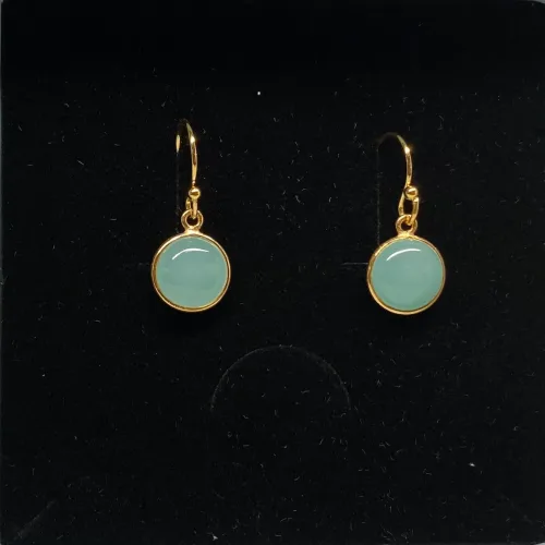 Forgyldte Ørenringe med glat Rund Sten - Lyseblå krystal, chalzedon, calzedon, lyseblå, aqua, ægte, guld, ørehængere, ørekroge, øreringe, ørenringe, ørehængere med sten, guld øreringe, sten øreringe, ægte sten, guldbelagt, forgyldt, sterling sølv, anti allergi, uden nikkel, nikkelfri, smukke, billige, dansk design, susanne friis bjørner, maanesten, stine a, enamel, pernille corydon, danske mærker, brands, biti, ribe