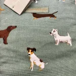 Forklæde i Bomuld med Tryk - Unisex - Forskellige Hunde, Grillhandske bomuld med tryk - Forskellige Hunde, ting med hunde, fetch, sophie allport, køkkenting, kok, madlavning, gaveide, julegave, gravhund, jack russel, westie, west highland terrier, bulldog, golden retriever, brun labrador, dalamatiner, spaniel, dansk svensk gård hund, biti, ribe