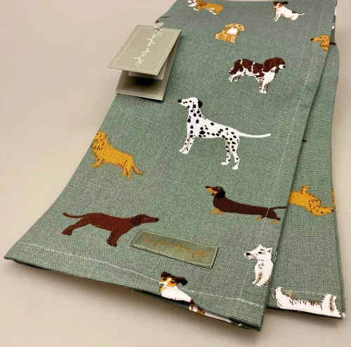 Viskestykke Bomuld med tryk - Forskellige Hunde, Grillhandske bomuld med tryk - Forskellige Hunde, ting med hunde, fetch, sophie allport, køkkenting, kok, madlavning, gaveide, julegave, gravhund, jack russel, westie, west highland terrier, bulldog, golden retriever, brun labrador, dalamatiner, spaniel, dansk svensk gård hund, biti, ribe