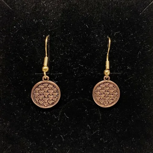 Bronze Ørehængere Ringkædemønster, ringkæde, evighed, infinity, uendelighed, evighedsmønster, kædemønster, øreringe, ørehængere, hænge øreringe, lange, øreringe, ørenringe, gyldne, kobber, kobbersmykker, kobberbryllup, varm farve, ægte, guld, bronze, bronzesmykker, vikinger, vikingetiden, vikingesmykker, vikingefund, sølvskat, opgravninger, museumssmykker, ansgar, ribe, domkirken, dagmar, riberhus, runde, flotte, specielle, symbolik, for evigt, kopismykker, vikingeøreringe, sif, thor, freja, ydun, idun, balder, loke, aser, asgård, vadehavet, sort sol, gave, gaveide,