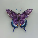 Håndlavet Broche Svalehale Sommerfugl, mørk, svalehale, eastern black swallowtail butterfly, TL-B-785, sommerfugle, butterfly, embellished, perler, pailletter, jewelry, sommerfuglesmykke, sommerfuglebroche, kunst, smykker med, smykke med, sommerfugle, eksklusive smykker, specielle, særligt, håndlavey, kunst, kunsthåndværk, broche, naturen, insekter, gaveide, gave, særlig gave, ekstraordinær, smuk, smykker, biti, ribe, unika, one of a kind, limited edition, begrænset oplag, kunstrunden, ribe, vadehavet, nationalpark,