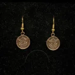 Bronze Ørehængere - Hedeby Mønter, Bronze Ørehængere - Ribemønt, mønt, numismatiker, bracteat, gammel, gamle, vikingfund, ribe, udgravninger, skat. sølvskat, hedeby, vikingetiden, vikingesmykker, vikingeøreringe, øreringe, hængeøreringe, ørehængere, bronze, gylden, kobber, kobberbryllup, kobbersmykker, nordiske, guder, mytologi, aser, odin, thor, ydun, idun, freja, frej, odinsmaske, fabeldyr, museumssmykker, museums, kopi, kopismykker, biti, ribe, ansgar, dronning, dagmar, vadehavet, riberhus, valdemar,