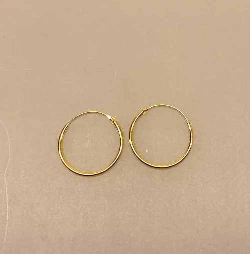 Creoler - Ø 18 mm øreringe forgyldt sølv - glatte Hoops 1,2 mm, tynde, små, glatte, hoops, runde, øreringe, ringe, ørenringe, gyldne, guld, ægte, forgyldte, forgyldt, sølv, sterling sølv, guldbelagt, enkle, simple, hverdags, smykker, stine a, enamel, maanesten, pico, susanne friis bjørner, biti, ribe, billige, moderne, danske, brands