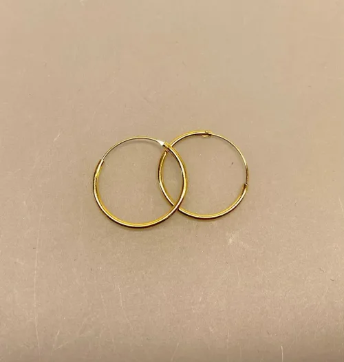 Creoler - Ø 18 mm øreringe forgyldt sølv - glatte Hoops 1,2 mm, tynde, små, glatte, hoops, runde, øreringe, ringe, ørenringe, gyldne, guld, ægte, forgyldte, forgyldt, sølv, sterling sølv, guldbelagt, enkle, simple, hverdags, smykker, stine a, enamel, maanesten, pico, susanne friis bjørner, biti, ribe, billige, moderne, danske, brands