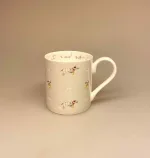 Krus - Ben Porcelæn - Terrier Hunde, cairn, terrier, terriere, ruhåret, gravhund, gravhudne, hundeting, kop, krus, hundekop, hundeting, hundeejer, ting med, gaveide, kæledyr, kaffe, te, kakao, tekop, tekrus, kaffekop, kop, krus, tekop, tekrus, tea, teatime, afternoon tea, engelsk, bone china, benporcelæn, tynd, fin, kvalitet, porcelæn, hygge, personlig, gave, symbolsk, hundepasser, hundelufter, biti, ribe