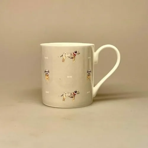 Krus - Ben Porcelæn - Terrier Hunde, cairn, terrier, terriere, ruhåret, gravhund, gravhudne, hundeting, kop, krus, hundekop, hundeting, hundeejer, ting med, gaveide, kæledyr, kaffe, te, kakao, tekop, tekrus, kaffekop, kop, krus, tekop, tekrus, tea, teatime, afternoon tea, engelsk, bone china, benporcelæn, tynd, fin, kvalitet, porcelæn, hygge, personlig, gave, symbolsk, hundepasser, hundelufter, biti, ribe