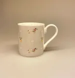 Krus - Ben Porcelæn - Terrier Hunde, cairn, terrier, terriere, ruhåret, gravhund, gravhudne, hundeting, kop, krus, hundekop, hundeting, hundeejer, ting med, gaveide, kæledyr, kaffe, te, kakao, tekop, tekrus, kaffekop, kop, krus, tekop, tekrus, tea, teatime, afternoon tea, engelsk, bone china, benporcelæn, tynd, fin, kvalitet, porcelæn, hygge, personlig, gave, symbolsk, hundepasser, hundelufter, biti, ribe