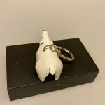 Nøglering af Kernelæder - Isbjørn, isbjørne, polarbjørn, polar bear, antarktis, arktis, nordpolen, grønland, sne, natur, ekspedition, slæde, hundeslæde, rejse, gaveide, nordisk film, knut, isbjørneunge, kær, gaveide, biti, ribe, nøglering,