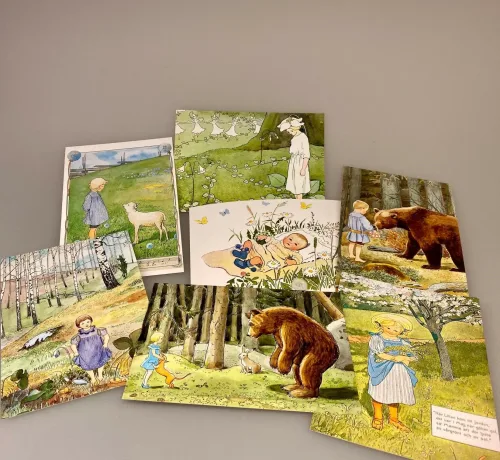Postkort pakke - Elsa Beskow Mors Lille Ole, Postkort pakke - Elsa Beskow Tomtebo børnene, nostalgi, vintage, elsa beskow, småland, astrid lindgren, skoven, skovnisser, tomter, tomtebo, tomtebobarnen, tomtebobørnene, postkort, billeder, børneværelset, kort, elsa, besekow, besekov, biti, ribe, til børn, papirvarer, til og fra, gave, barnedåb, biti