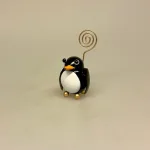 Metal Figur - Pingvin, Memo holder metal - Pingvin, pingviner, pingu, pinguin, pingvinfigur, metaldyr, metalfigur, gaveide, sydpolen, antarktis, kejserpingvin, lille, kær, nuttet, pengegave, penge i gave, ide, pæn, sjov, sangskjuler, konfirmation, rejsegavekort, fødselsdag, præsentabel, sjov gaveindpakning, studentergave, barnedåb, babyshower, dåbsgave, barselsgave, biti, ribe