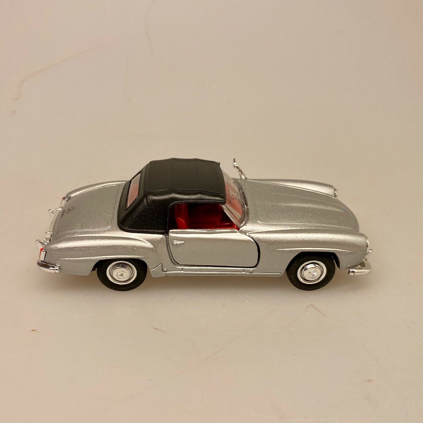Mercedes Benz Cabriolet - Sølv med tilbagetræk