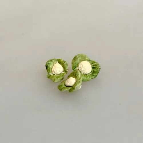 Miniature Blomkålshoved, blomkål, kål, kålhoved, blomkålshoved, grøntsager, køkkenhave, grønt, miniature, dukkehus, ting, tilbehør, nisser, sættekasse, symbolsk gave, gavekrot, færdiguddannet, gartner, grønne fingre, have, havearbejde, planteskole, biti, ribe, 1:12