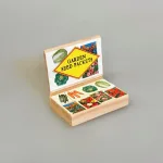 Miniature Kasse med frøposer grøntsager, hjemmedyrkede, grøntsager, havearbejde, frøposer, blomsterfrø, grøntsagsfrø, forspiring, udplantning, havearbejde, biti, ribe, miniaturer, tomater, drivhus, gavekort, gaveide, symbolsk, gave, sangskjuler
