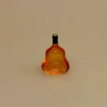 Miniature Flaske med V.S.O.P. Cognac, minibar, mini, miniature, flasker, hjemmebar, gavekort, spiritus, sangskjuler, sjov, gavekort, symbolsk, dukkehus, dukkehusting, dukkehustilbehør, sætterkasse, sættekasse, ting til, tilbehør, nisser, nissedør, nissebo, biti, ribe