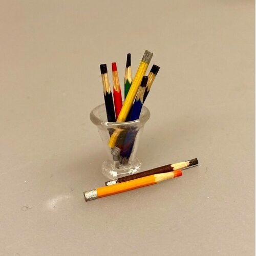 Miniature Glas mundblæst konisk, blyanter, blyantskrus, kontor, kontorartikler, sangskjuler, symbolsk gave, færdiguddannet, handelsskole, eksamen, biti, ribe, miniaturer, 1:12,