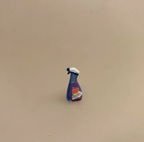 Miniature Glasspray Glass Plus, glassex, vinduesspray, glasrens, rengøring, 1:12, dukkehus, ting, tilbehør, sætterkasse, sættekasse, nissebo, nisser, sangskjuler, rengøringsjob, symbolsk, gave, ide, rengøringshjælp, biti, ribe