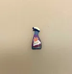 Miniature Glasspray Glass Plus, glassex, vinduesspray, glasrens, rengøring, 1:12, dukkehus, ting, tilbehør, sætterkasse, sættekasse, nissebo, nisser, sangskjuler, rengøringsjob, symbolsk, gave, ide, rengøringshjælp, biti, ribe