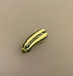 Miniature Stribet Squash, zucchini, squash, courgette, courchette, grønt, køkkenhaven, Miniature Hokaido Græskar, Hokkaido, Hokaido, Halloween, pumpkin, Miniaturer , grøntsager, køkkenhave, grønt, miniature, dukkehus, ting, tilbehør, nisser, sættekasse, symbolsk gave, gavekrot, færdiguddannet, gartner, grønne fingre, have, havearbejde, planteskole, biti, ribe, 1:12