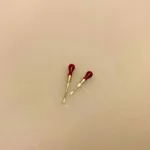 Miniature Værktøj - 2 skruetrækkere, håndværker, færdig, praktisk, fag, svendebrev, elektriker, gavekort, værktøj, snedker, tømrer, pengegave, sangskjuler, nisse, tilbehør, ting til, dukkehus, dukkehusting, dukkehustilbehør, gavekort, sangskjuler, personlig, sjov, miniaturer, sætterkasse, sættekasse, dukkehuset, 1:12, biti, ribe, nissetilbehør, nissedør, jul, værksted