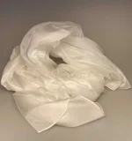 Silketørklæde Pongé 1410 XL - Hvidt, konfirmation, konfirmand, bryllup, brud, brrudetilbehør, silke, ren, ægte, 100%, hvidt, hvid, stola, bolero, fest, over skuldrene, stola, sjal, silketørklæde, stort, let, fnuglet, tyndt, eksklusivt, flot, biti, ribe