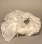 Silketørklæde Pongé 1410 XL - Hvidt, konfirmation, konfirmand, bryllup, brud, brrudetilbehør, silke, ren, ægte, 100%, hvidt, hvid, stola, bolero, fest, over skuldrene, stola, sjal, silketørklæde, stort, let, fnuglet, tyndt, eksklusivt, flot, biti, ribe