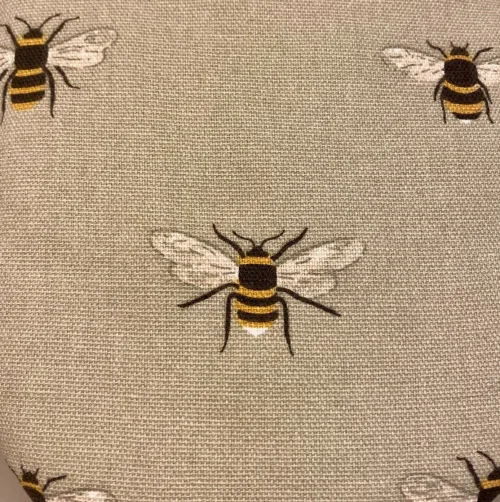 Grillhandske bomuld med tryk - Bier, bi, bier, bisværm, biavler, honning, lynghonning, biavl, honningbi, grill, weber, gaveide, kok, madlavning, gaveide, biodiversitet, natur, dansk, danmarks, insekter, biodiversitet, biti, ribe, nationalpark, vadehavet, marsken