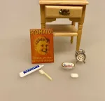 Miniature Emalje skilt - Stomatol, tandpasta, tandpastasmil, hvide, tænder, tandlæge, færdig, tandlægehøjskolen, klinikassisstenst, miniature, apotek, købmand, dukkehus, dukkehuset, ting til, tilbehør, mniiature, 1:12, symbolsk gave, uddannet, uddannelse, færdig, sætterkasse, skilte, reklameskilte, emalje, skilt, biti, ribe