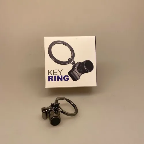 Nøglering - Kamera blank oxideret, selfie, SOME, insta, instagram, poste, foto, fotos, fotografering, fotograf, symbolsk, gave, gaveide, særlig, personlig, photo, fotograf, lækker, biti, ribe, fotoudstyr, linse, zoom, optisk, linse, linselus, portræt, fotostudie