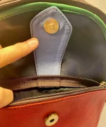 Unika Rygsæk i læder - Round Lille Rød/Blå/Grøn, rygsæk, læder, skind, lædertaske, læderrygsæk, skindtaske, spansk, elefant, kulørt, farver, farverig, sjov, one of a kind, unik, unika, speciel, lille, praktisk, smart, biti, ribe, vadehavet, gave, gaveide, arbejde