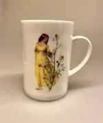 Ben Porcelæn krus - Min Yndlings kop - Kamille prinsesse, blomsteralf, alf, blomsterfe, kamille, kamilleblomst, dronning, prinsesse, blomst, gul, margurit, margerit, ben porcelæn, porcelæn, kaffekop, kaffekrus, konfirmation, konfirmand, gave, gaveide, personlig, smuk, yndig, fin, te, tekop, the, tekrus, tedrikker, kakao, biti, ribe, yndig,