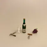 Miniature Proptrækker Oplukker & Dåseåbner, tjener, tjeneruddannet, uddannet, færdig,sommelier, vinkyber, vinkender, vin, elsker, gavekort, sangskjuler, gave, symbolsk, mini, miniature, bittelille, lillebitte, 1:12, sætterkasse, dukkehus, tilbehør, ting til, øloplukker, proptrækker, biti, ribe, sætterkassen, dukkehustilbehør, nisser, nissedør, nissehus, julekalender