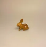 Kanin - Håndskåret af træ Lille, R-N-5, kaniner, hare, harer, træhare, trækanin, kaninhold, dyr, trædyr, træfigur, håndlavet, håndsnittet, træskærearbejde, træsnit, træskærer, dansk, gave, gaveide, julegave, specielt, flot, sød, indretning, nordisk, stil, biti, ribe, vadehavet, nationalpark, kaninfigur, natur, vejleder,