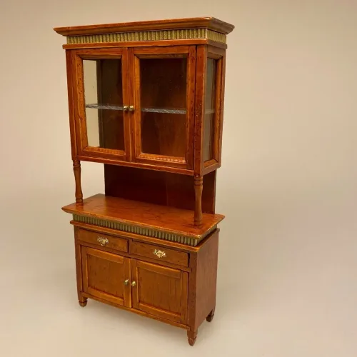 Miniature Chatol med guldkant - Nød, valnød, chartol, spisestue, møbel, skab, buffet, dukkehus, dukkehusting, dukkehusmøbler, møbler, miniaturer, 1:12, dukkemøbler, nisser, nissehus, nissebo, juleting, julekalender, lav selv, nissedør, håndlavet, titanians palads, symbolsk, gave, gaveide, elegant, stilmøbler, biti, ribe