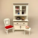 Miniature Chatol med guldkant - hvidt, chartol, spisestue, møbel, skab, buffet, dukkehus, dukkehusting, dukkehusmøbler, møbler, miniaturer, 1:12, dukkemøbler, nisser, nissehus, nissebo, juleting, julekalender, lav selv, nissedør, håndlavet, titanians palads, symbolsk, gave, gaveide, elegant, stilmøbler, biti, ribe